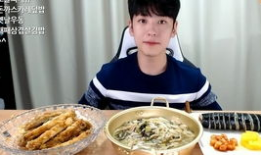 吃瓜爆料流水面小哥,揭秘娱乐圈幕后真相